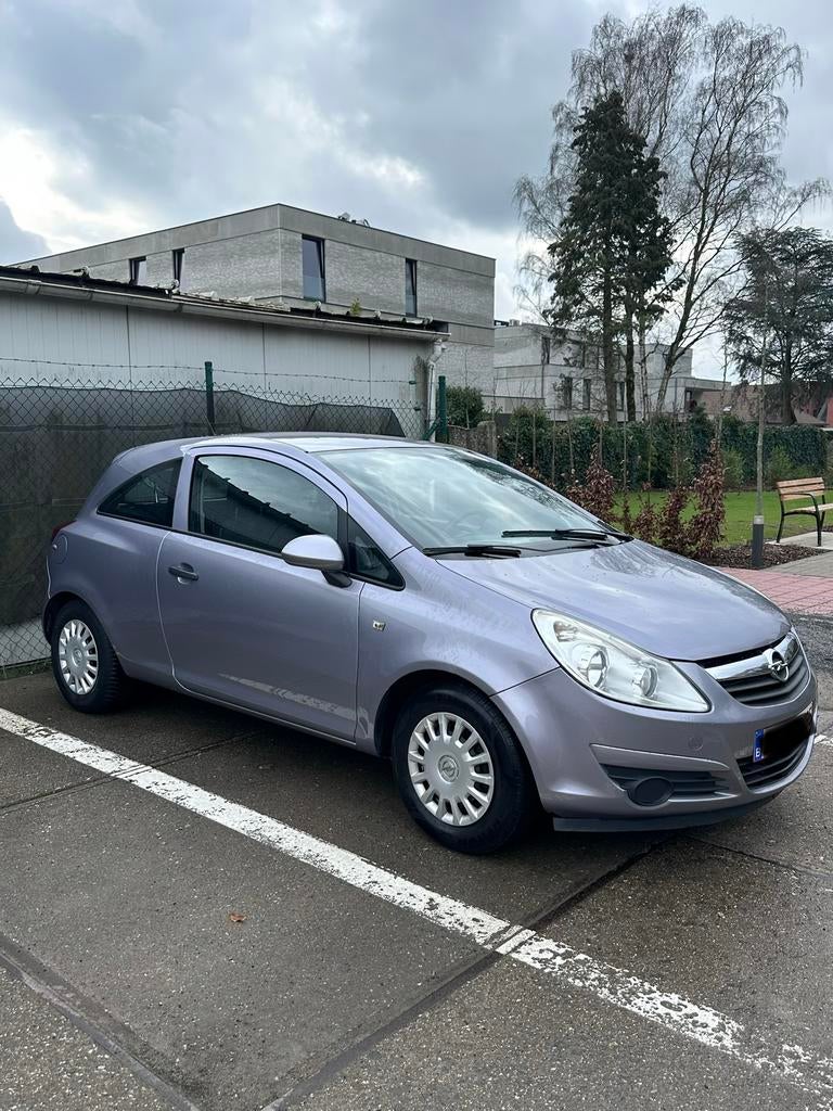 Opel Corsa D à hayon 1L, Autos, Opel, Corsa, Android Auto, Apple Carplay, Bluetooth, Cruise Control, Barres de toit, Éclairage LED