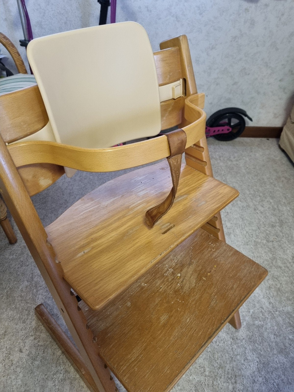 Chaise pour bébé Tripp Trapp Stokke, Enlèvement, Utilisé, Chaise évolutive, Réducteur de chaise