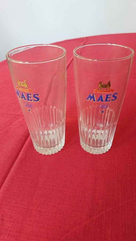 2 MAES glazen, Enlèvement, Utilisé, Verre à bière