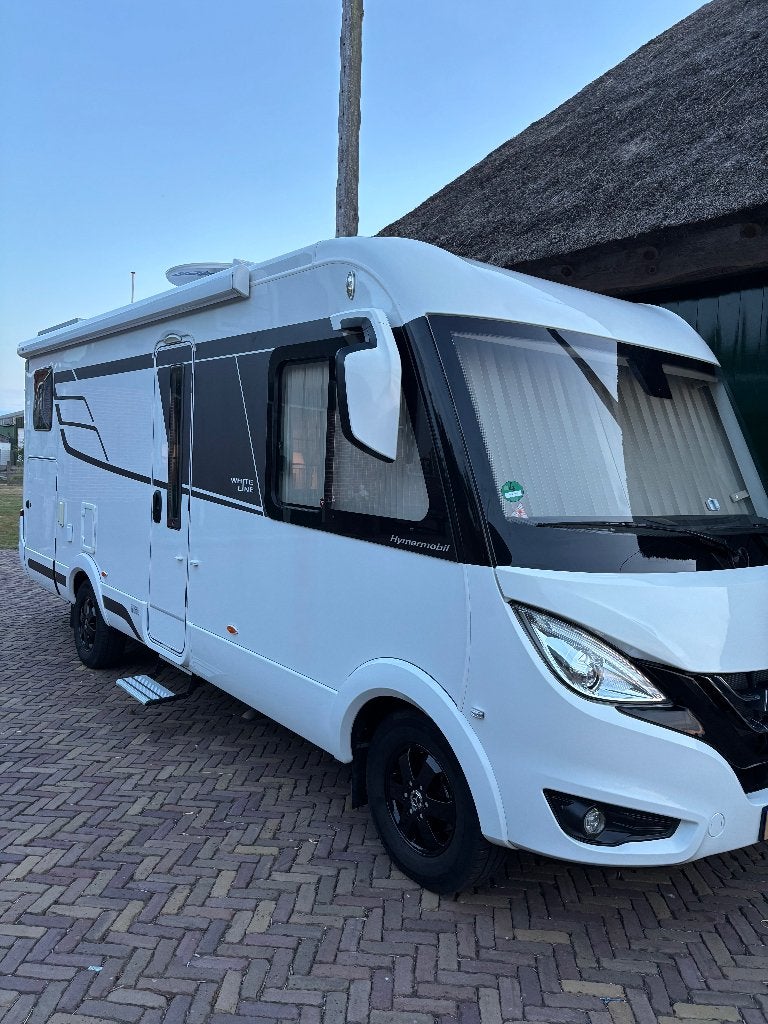 HYMER BMC-I 600 WhiteLine –sept23 – 17.230 km – Full Otions-, Verwarmde buitenspiegels, Vloeistofverwarming, Diesel, Particulier