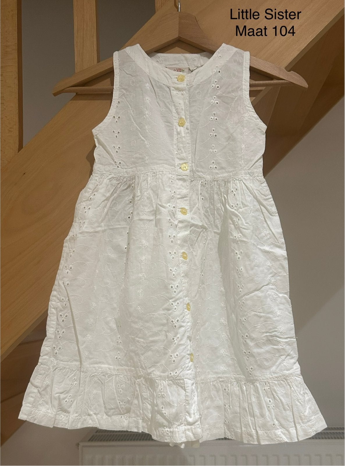 Wit kleedje (Little Sister, maat 104), Enfants & Bébés, Vêtements enfant | Taille 104, Enlèvement ou Envoi, Comme neuf, Robe ou Jupe
