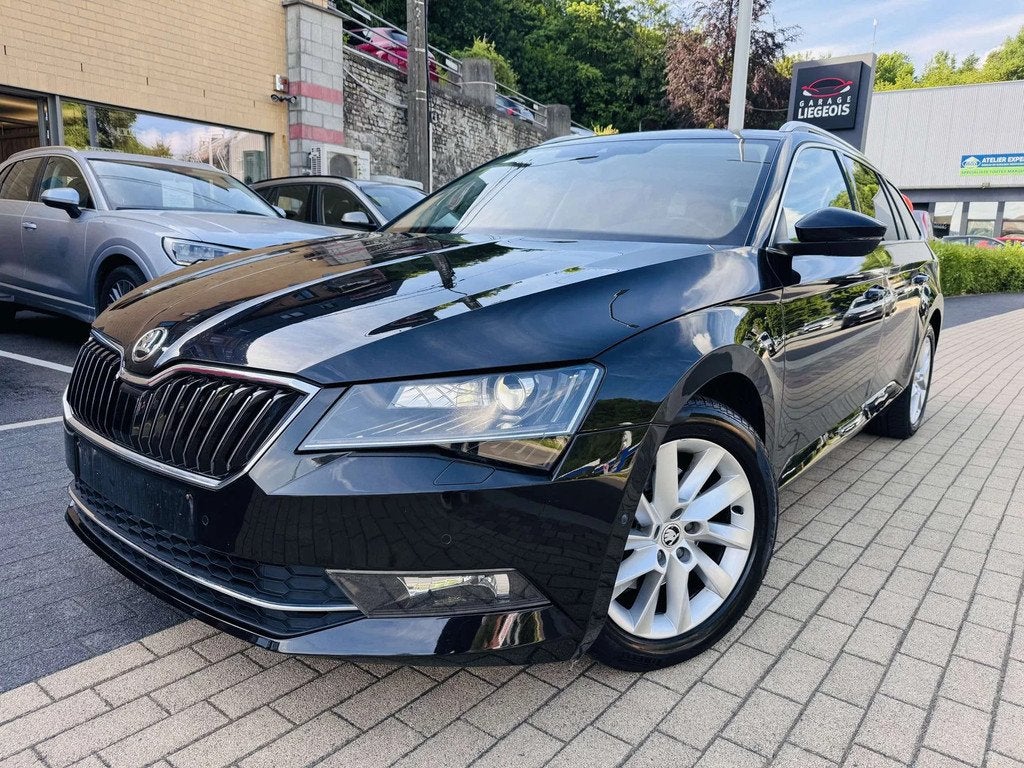 Skoda Superb Superb SW 2.0 CR TDi Ambition DSG, Autos, Skoda, Entreprise, Achat, Superb, ABS, Régulateur de distance, Air conditionné