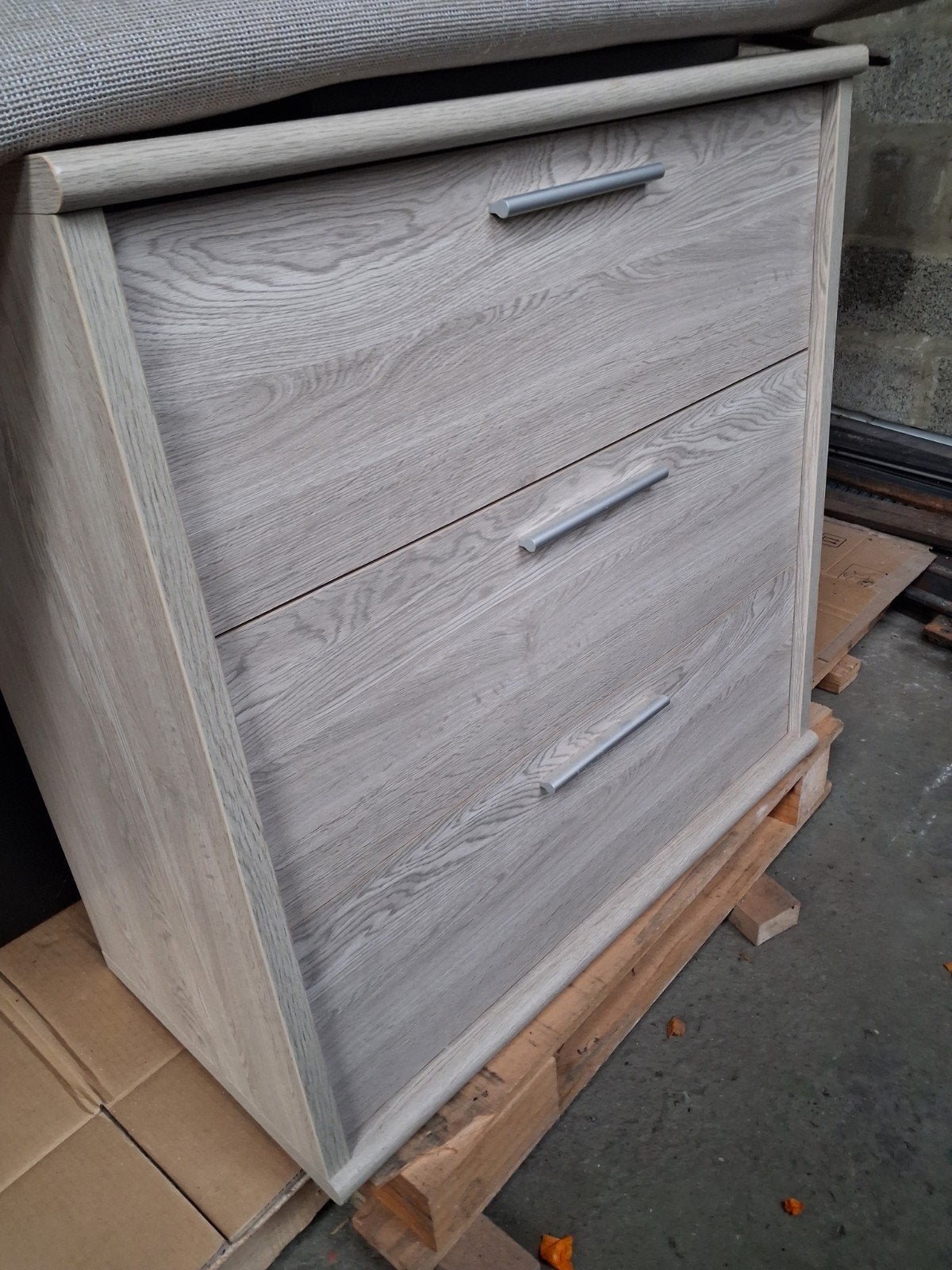 Grande armoire et commode en bon état, Maison & Meubles, Enlèvement