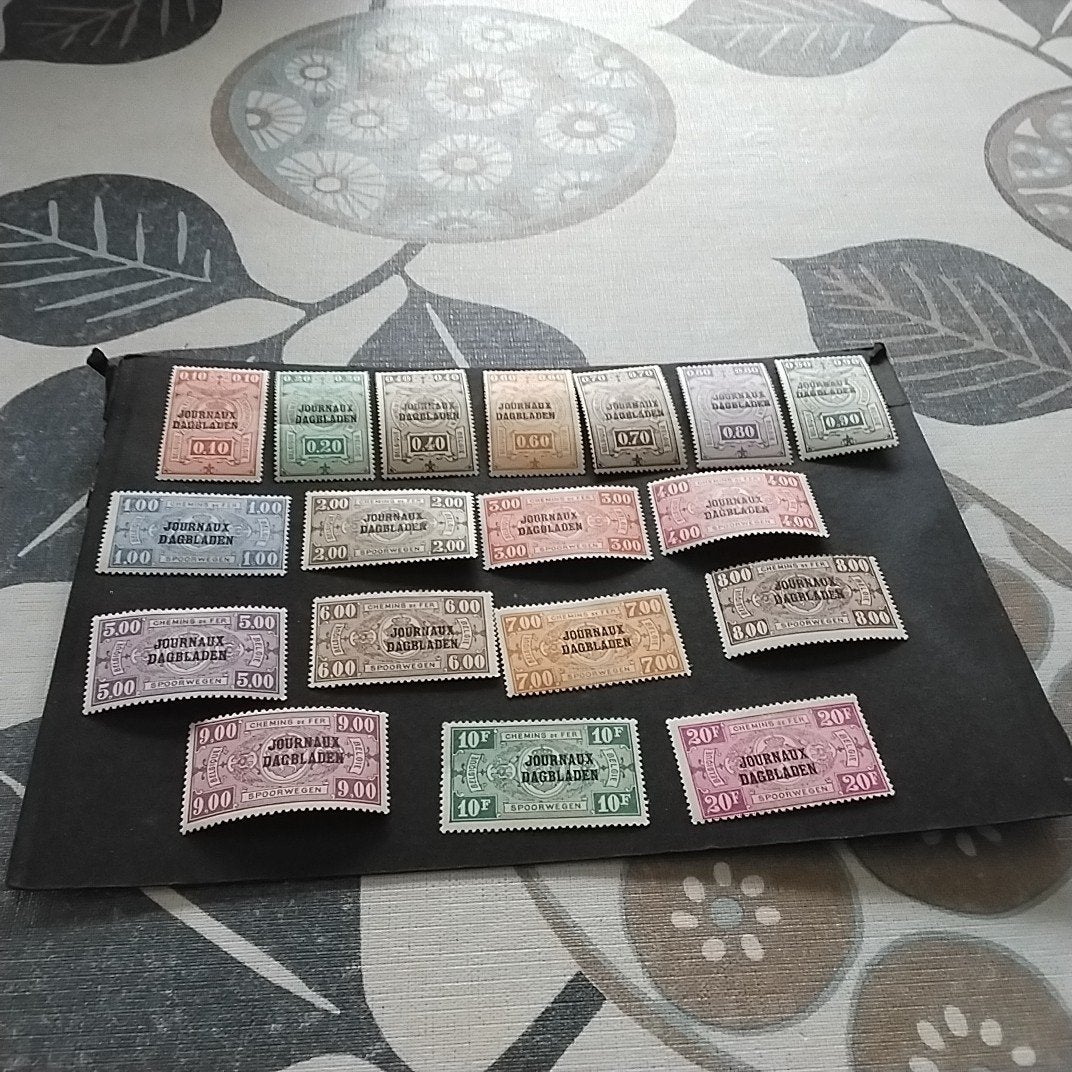 BELGIE Dagbladzegels 19/36 scharnier met cote 180,00 €, Postzegels en Munten, Ophalen of Verzenden