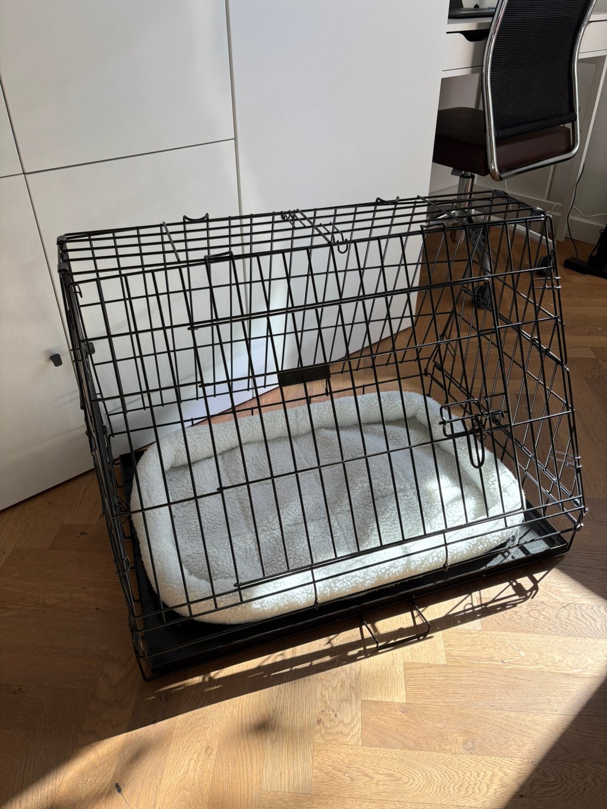 Ellie-Bo autobench voor honden – zwart + comfortabel kussen, Enlèvement, Comme neuf