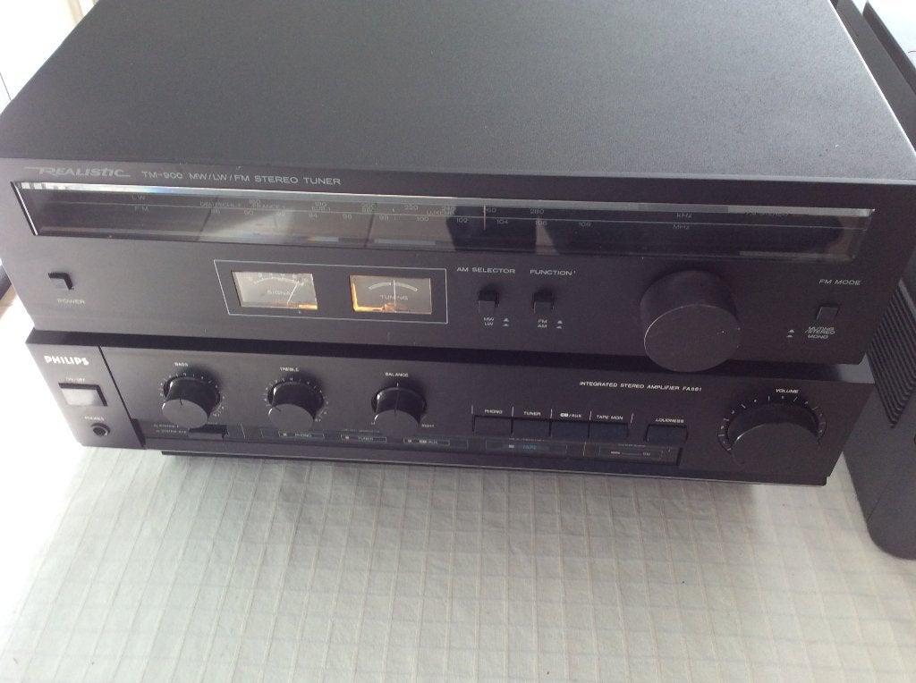 Stereoketen met Philips FA561 en Tuner Realistic TM900, TV, Hi-fi & Vidéo, Philips, Enlèvement ou Envoi, Tuner ou Radio, Utilisé
