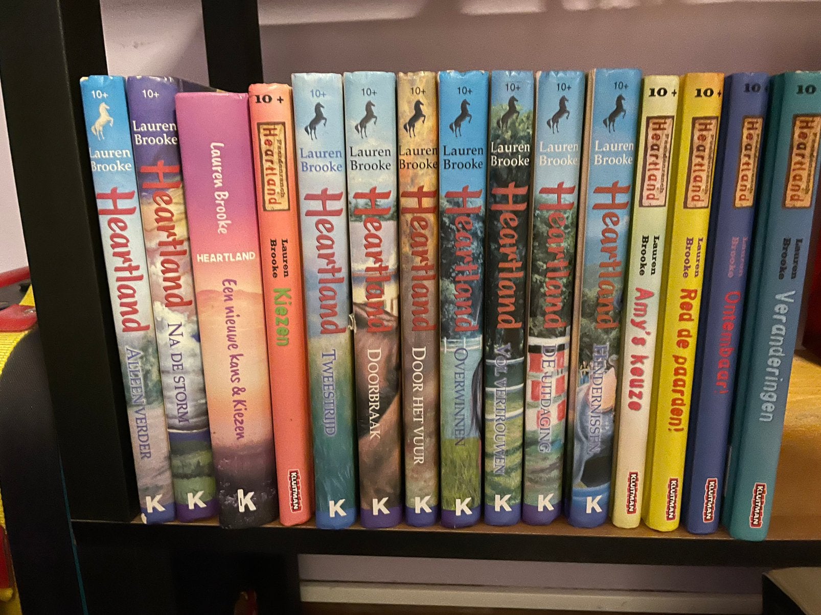 Heartland Hardcovers, Ophalen, Gelezen
