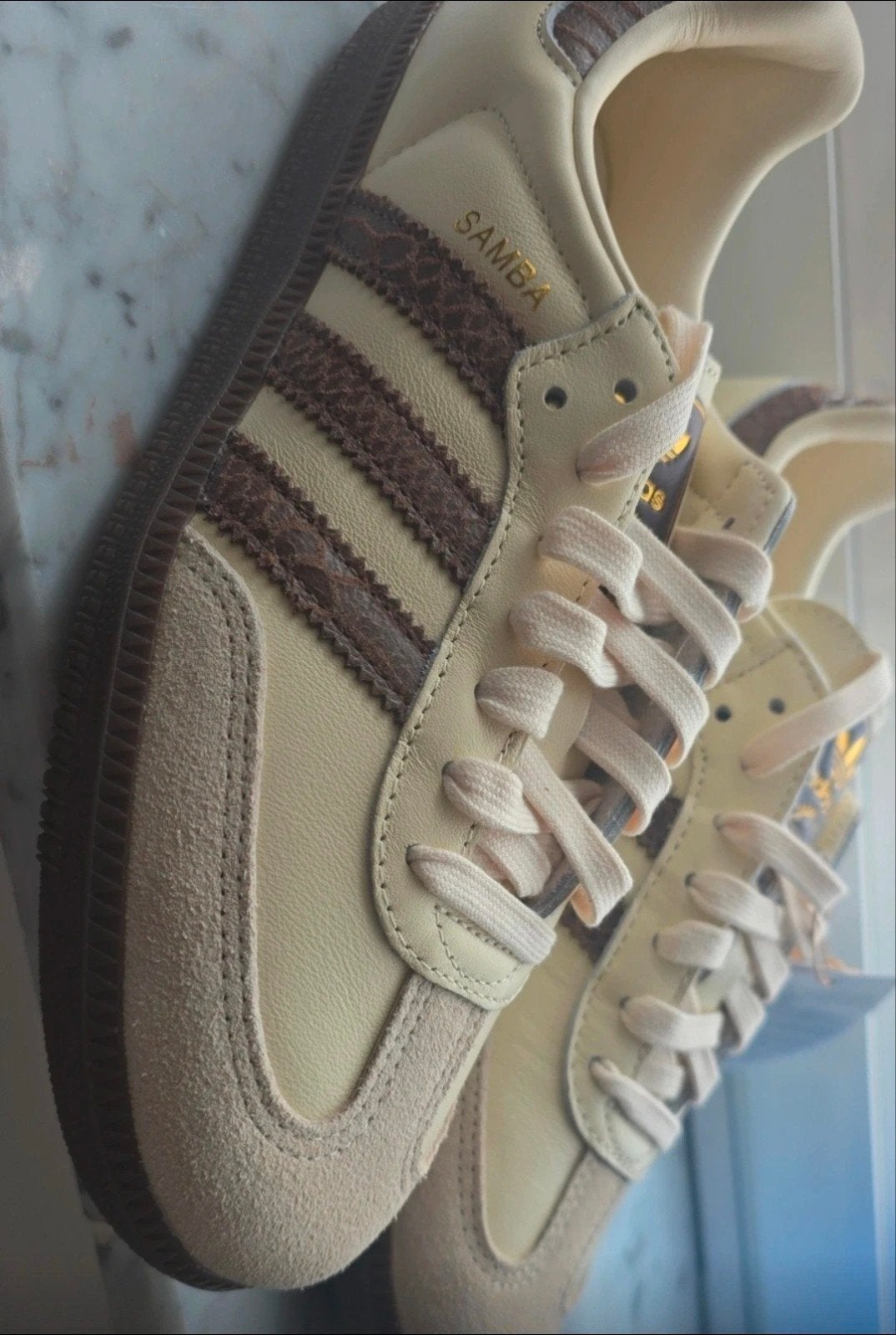 Basquettes samba adidas, Ophalen