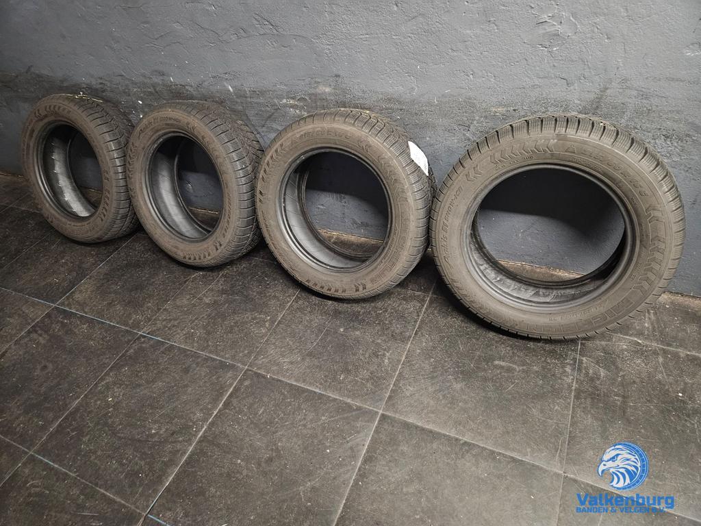 7-8mm! Winterbanden 215/60R16C Michelin Alpin Snow-Ice, Auto-onderdelen, Banden en Velgen, -, Band(en), -, Bestelwagen