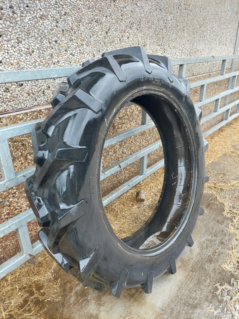12.4 r36 / 12.4 - 11 - 36 trekker band, Ophalen
