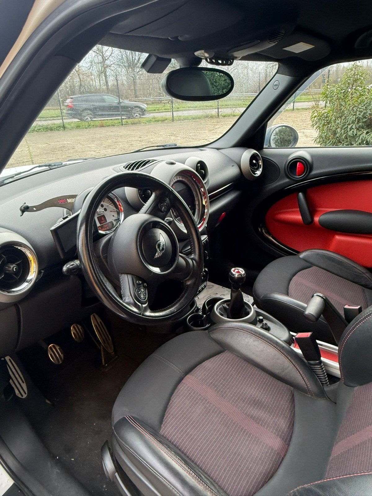 Mini Cooper S ContMini Cooper Contryman 4x4 184pk
1600cc ben, Autos, USB, Boîte manuelle, Noir, MPV ou Monospace