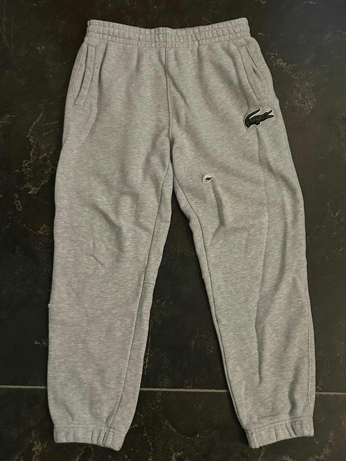 Lacoste trainingbroek, Ophalen of Verzenden, Zo goed als nieuw, Maat 46 (S) of kleiner