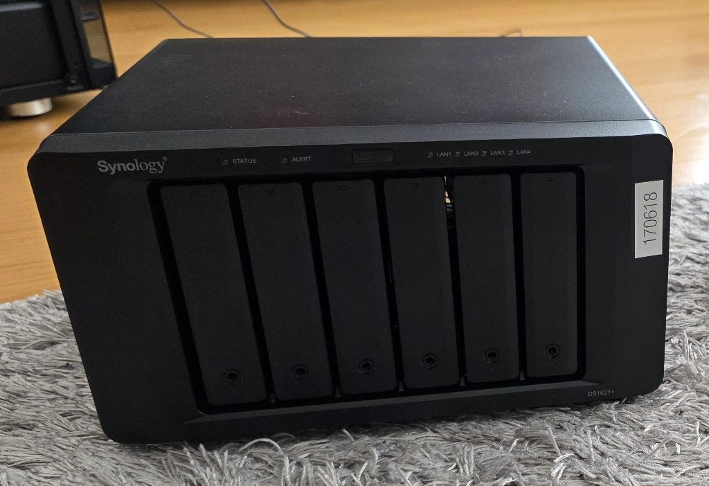 Synology DS1621+ met 6 x 16 TB WD Red Pro (96 TB), Ophalen, Zo goed als nieuw
