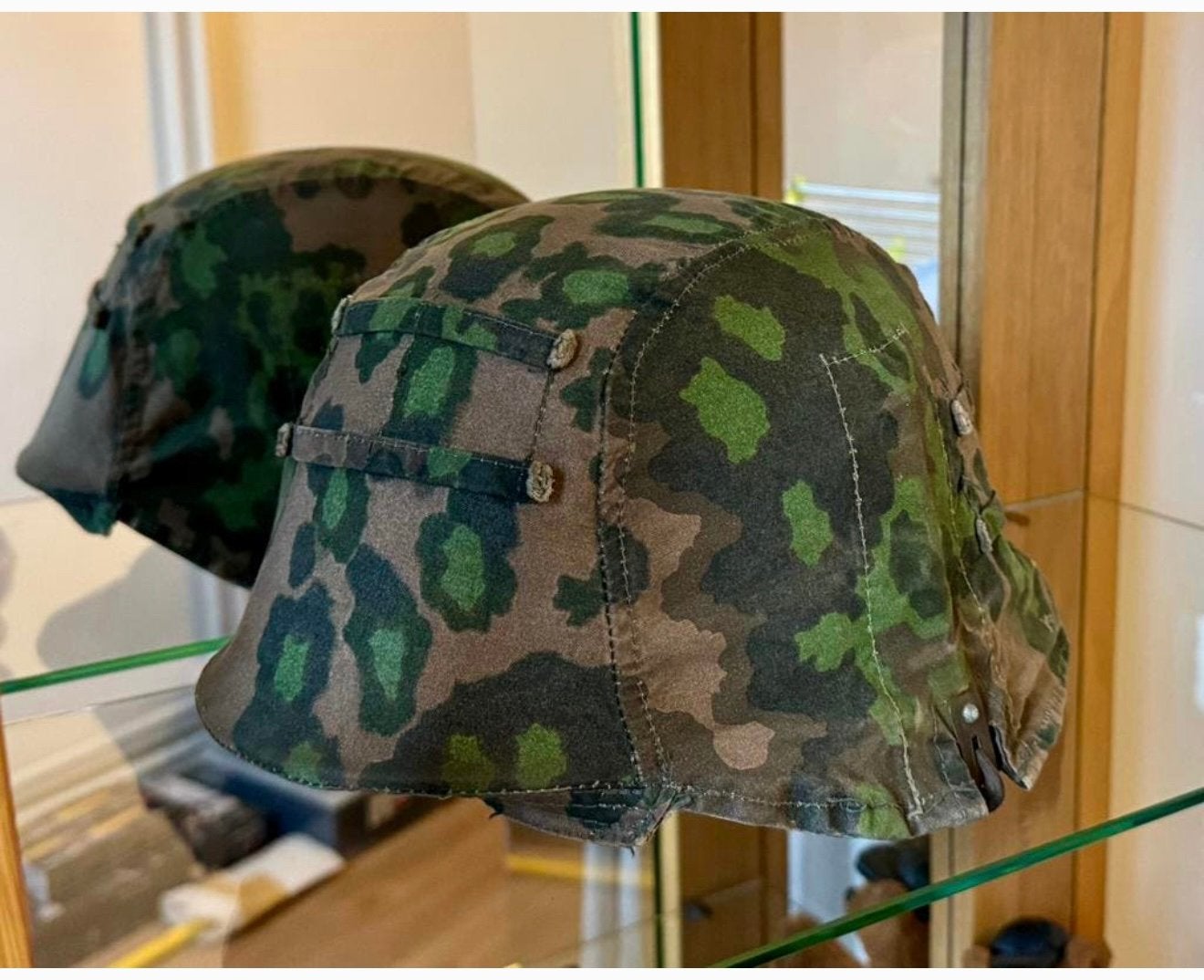 ZEER ZELDZAME WAFFEN-SS  2e MODEL HELM-OVERTREK, Verzamelen, Militaria | Tweede Wereldoorlog, Ophalen of Verzenden, Landmacht