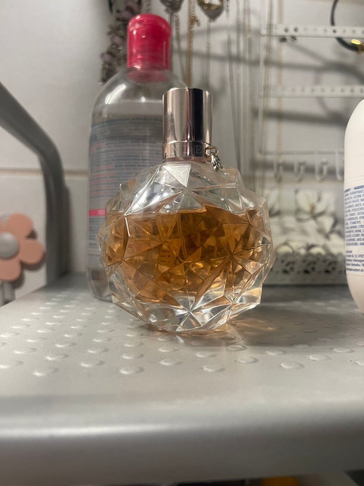 Ariana grande ARI eau de parfum 100 ml, Enlèvement ou Envoi, Comme neuf