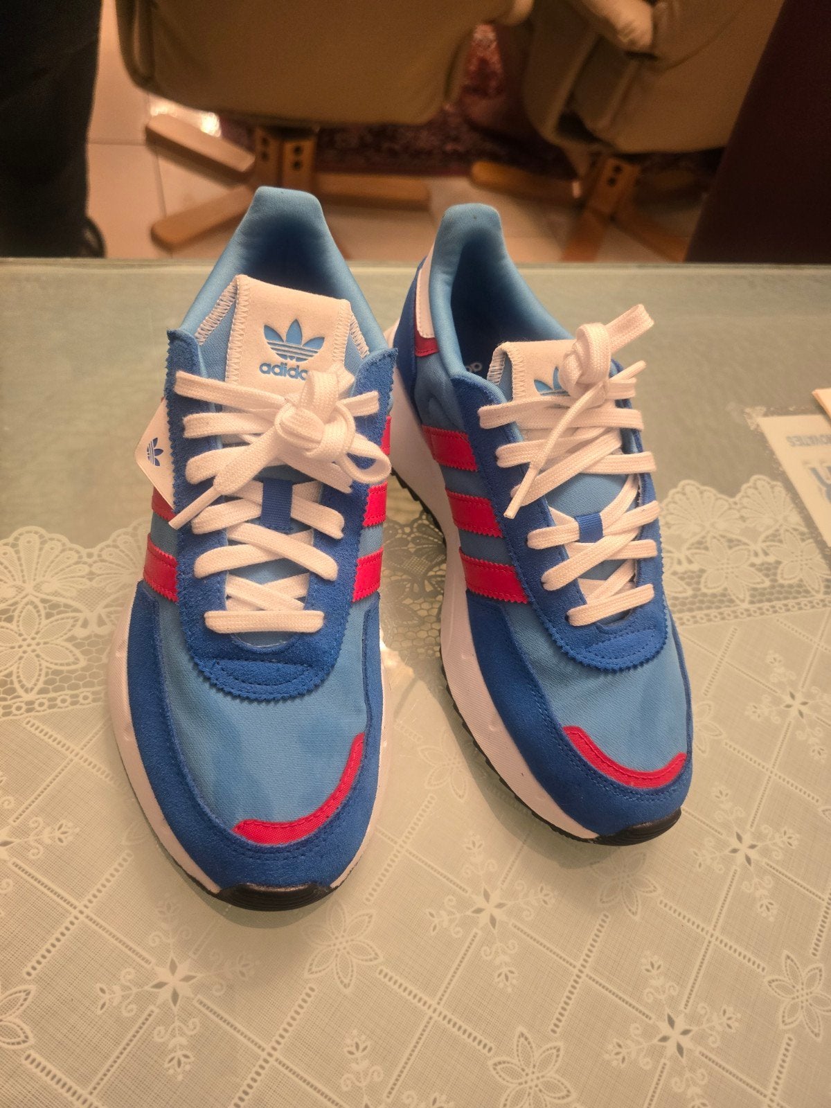 adidas schoenen, Sports & Fitness, Enlèvement, Chaussures