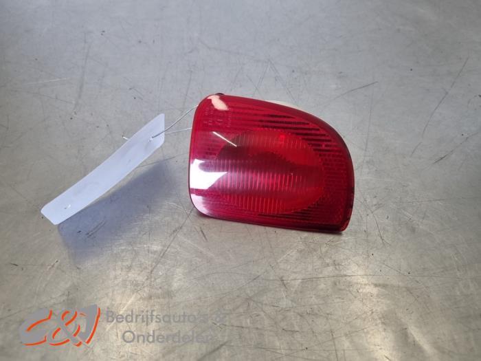 Bumper reflector rechts-achter van een Mercedes Citan, Auto-onderdelen, Verlichting, Gebruikt, -, Ophalen of Verzenden, -
