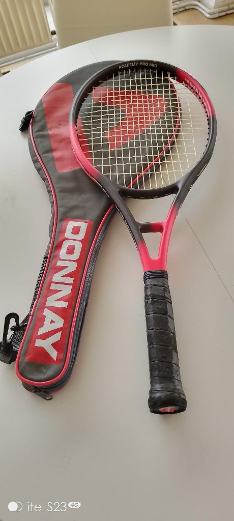 3 raquettes de tennis, 2 Donnay une Head, Sport en Fitness, Tennis, Overige merken, Gebruikt, L4, Ophalen of Verzenden