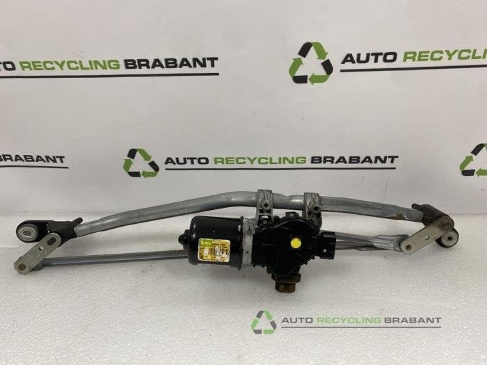 Moteur essuie-glace avant d'un Dacia Sandero, -, 3 mois de garantie, Utilisé, -