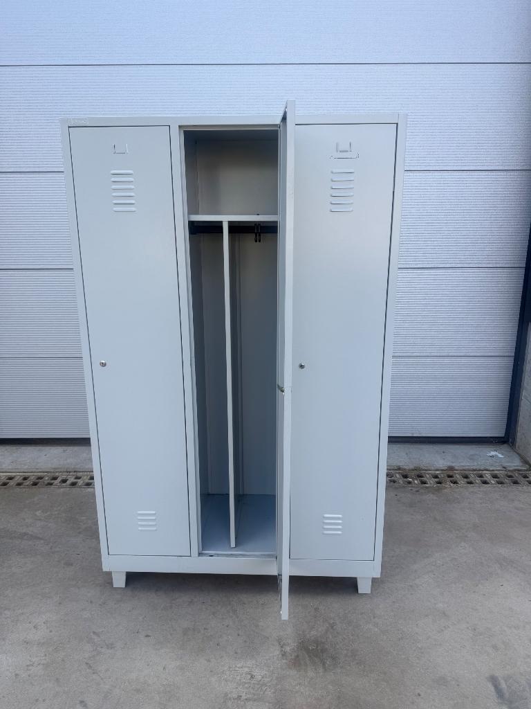 Locker kast, Ophalen, Gebruikt