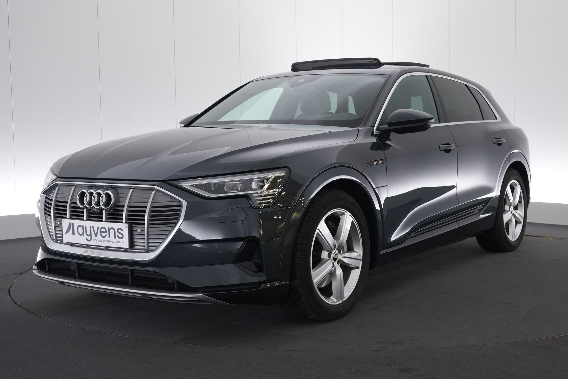 (2CVV548) AUDI E-TRON, Autos, Argent ou Gris, Achat, 408 ch, Entreprise