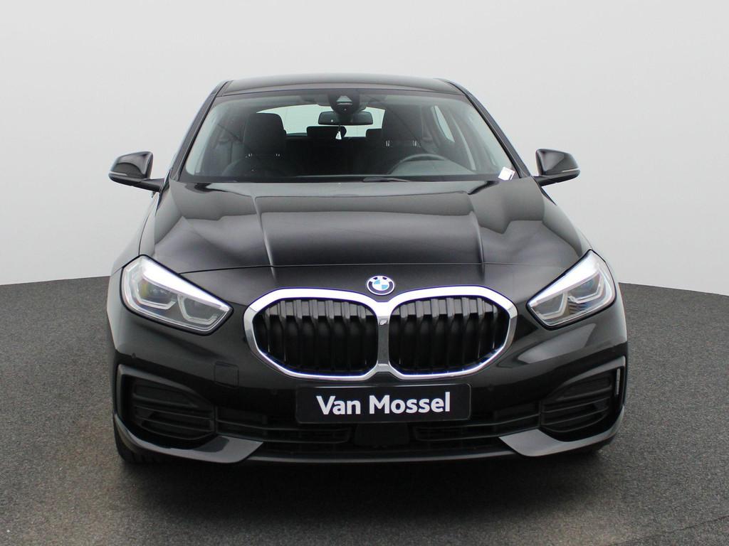 BMW 1-serie 116dA (85 kW) PDC V+A | Cruise Control | Bluetoo, Auto's, BMW, Gebruikt, Zwart, Elektrische ramen, 116 pk