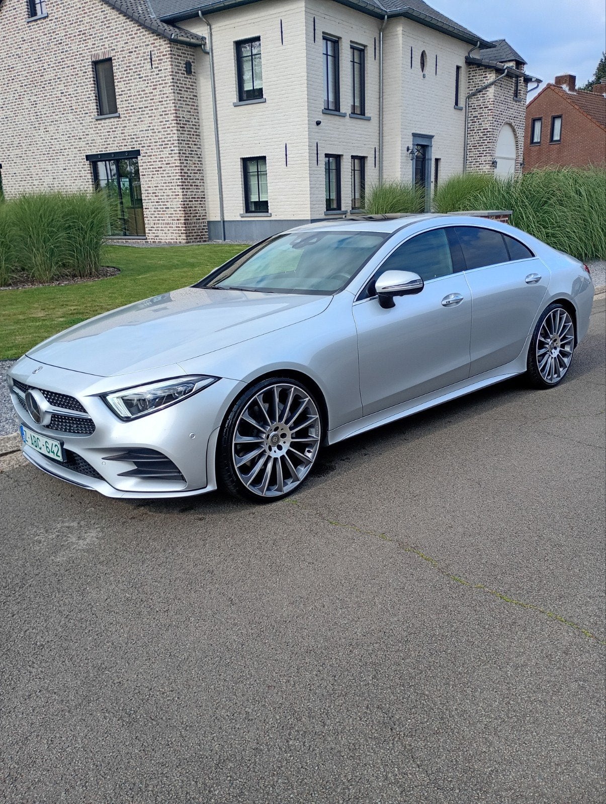 Mercedes CLS 300, 2020, 25000 km ,full option, AMG, Autos, Mercedes-Benz, Cuir, Euro 6, Entreprise, Diesel