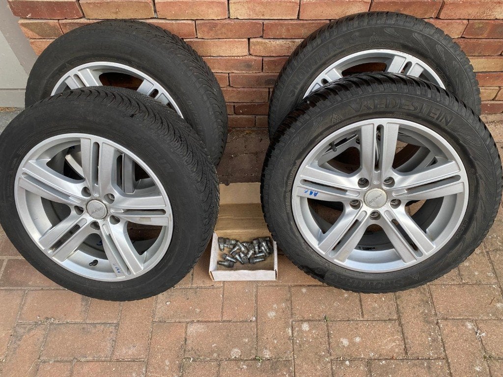 jantes et pneus hivers volvo 205 55 16, Autos : Pièces & Accessoires, Pneus hiver, 16 pouces, Véhicule de tourisme, 205 mm