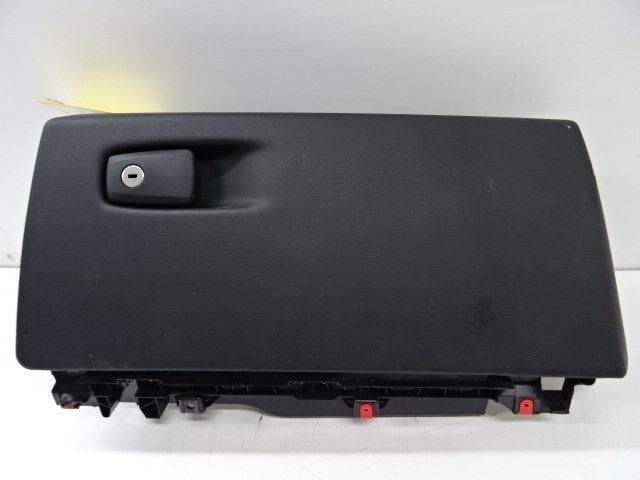 OPBERGVAK BMW X5 (F15) (01-2013/07-2018), Auto-onderdelen, Gebruikt, BMW, Petuelring 130
80809  München, DE, Bayerische Motoren Werke AG