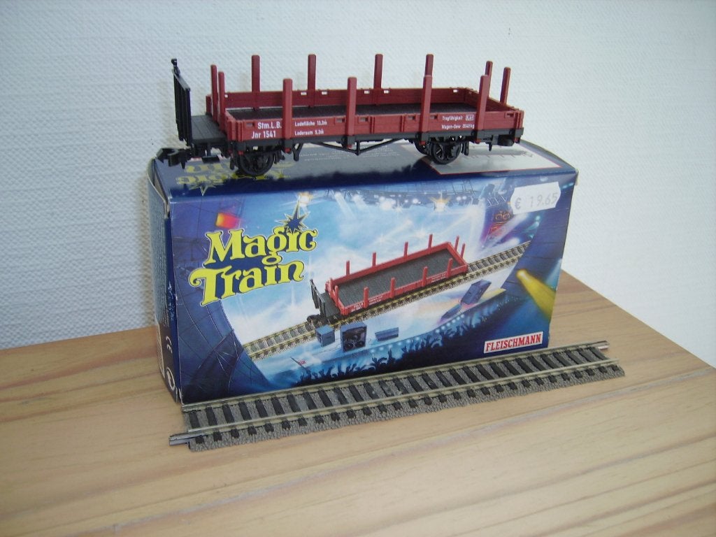 FLEISCHMANN « TRAIN MAGIQUE » OPEN RUNGENWAGON « Oe », Hobby & Loisirs créatifs, Neuf, Enlèvement ou Envoi, Fleischmann, Wagon