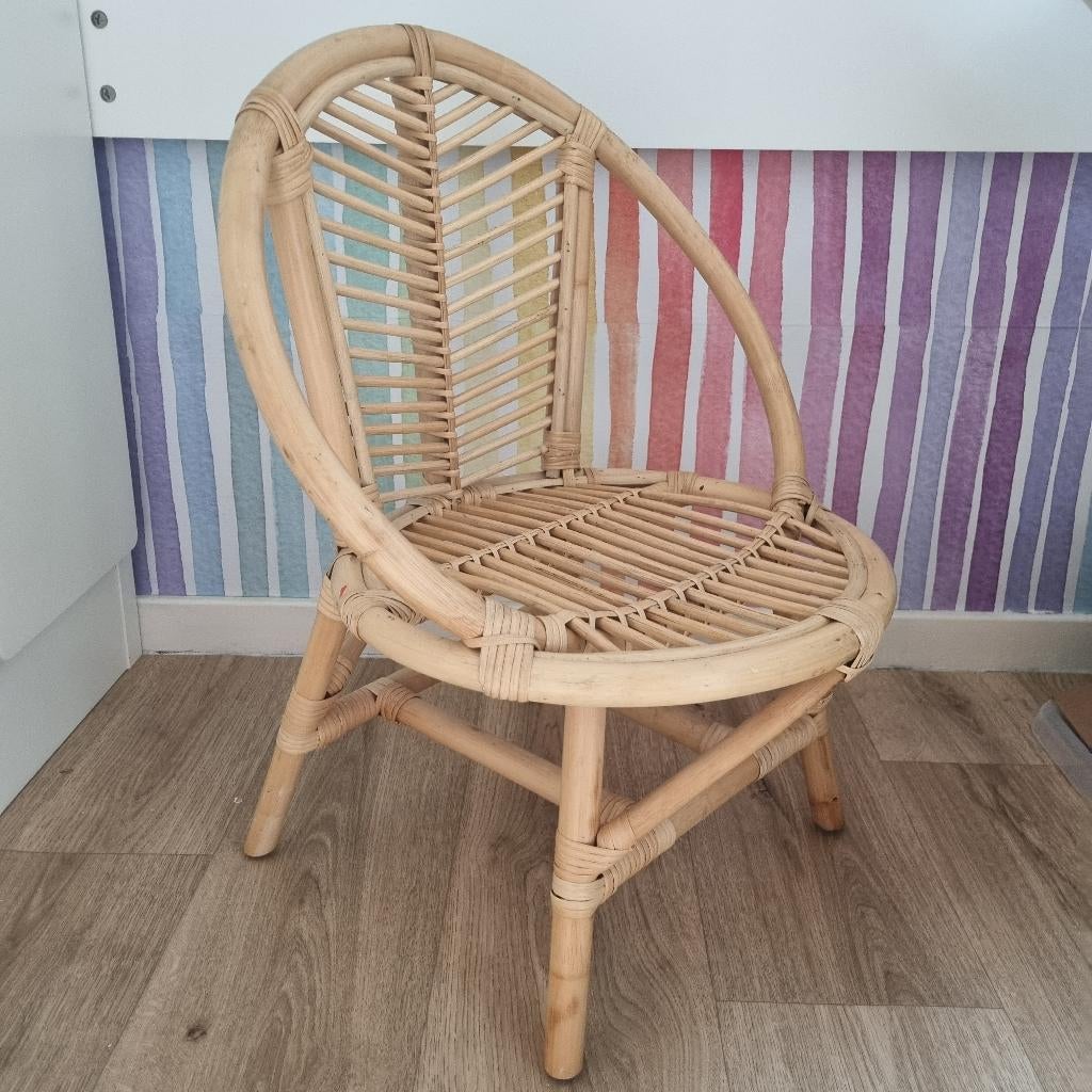 Rotan kinderstoel, Ophalen, Zo goed als nieuw, Stoel(en)