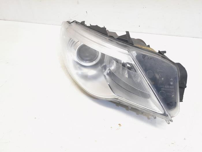Phare droit d'un Volkswagen Passat, Autos : Pièces & Accessoires, Volkswagen, -, 3 mois de garantie, Utilisé