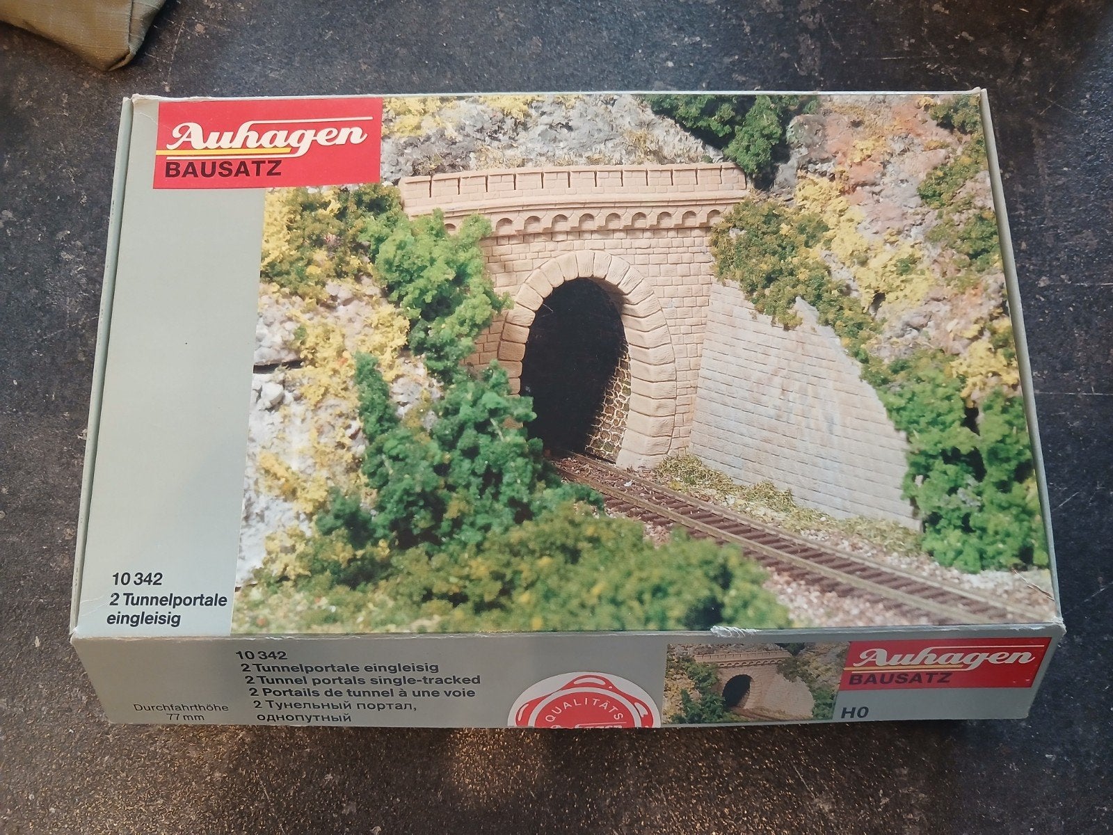 Lot de 2 entrées de tunnel HO AUHAGEN, Hobby & Loisirs créatifs, Trains miniatures | HO, Enlèvement ou Envoi