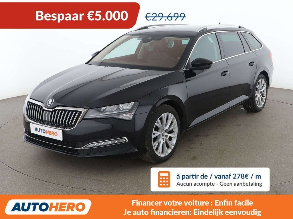 Skoda Superb 2.0 TDI Style (bj 2023, automaat), Auto's, Skoda, Gebruikt, 1595 kg, Zwart, Leder