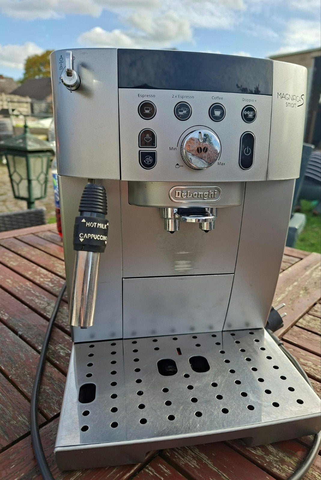 De'Longhi Magnifica S Smart ECAM250.31.SB, Elektronische apparatuur, Ophalen, Gebruikt, Koffiemachine, Koffiebonen