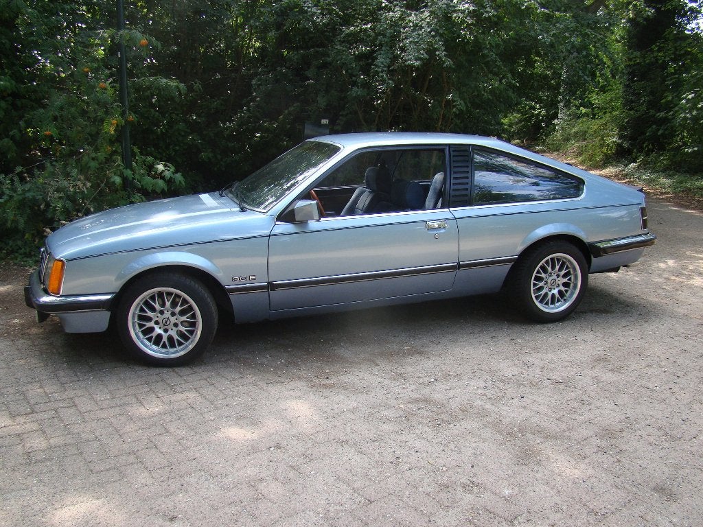 Oldtimer Opel Monza A1 30E, Autos, Achat, 3 places, Alcantara, Bleu