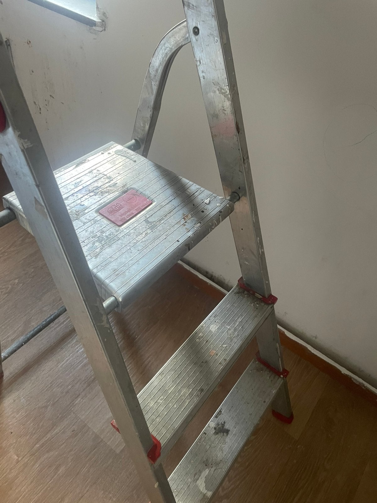 Hailo ladder model 8900, Doe-het-zelf en Bouw, Ladders en Trappen, Ophalen of Verzenden, Zo goed als nieuw, Ladder