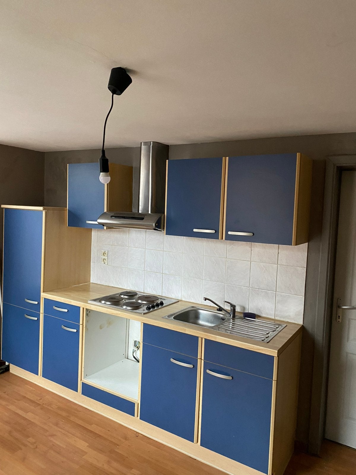 Appartement 1 chambre a louer a Thuin, Immo, 35 à 50 m², Province de Hainaut