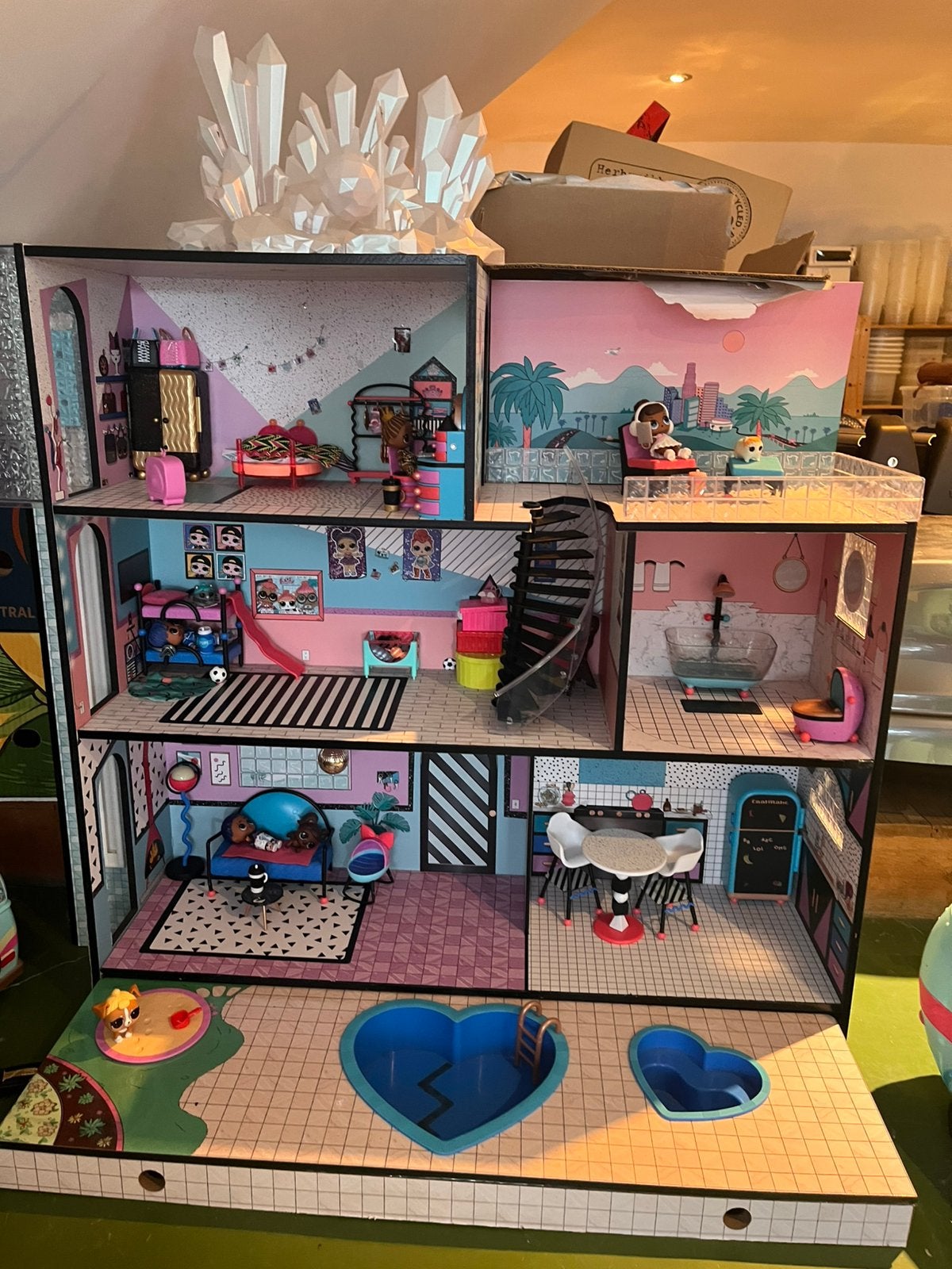 Groot huis LOL + hele grote verzameling LOL Surprise, Kinderen en Baby's, Speelgoed | Poppenhuizen, Gebruikt, Poppenhuis, Ophalen