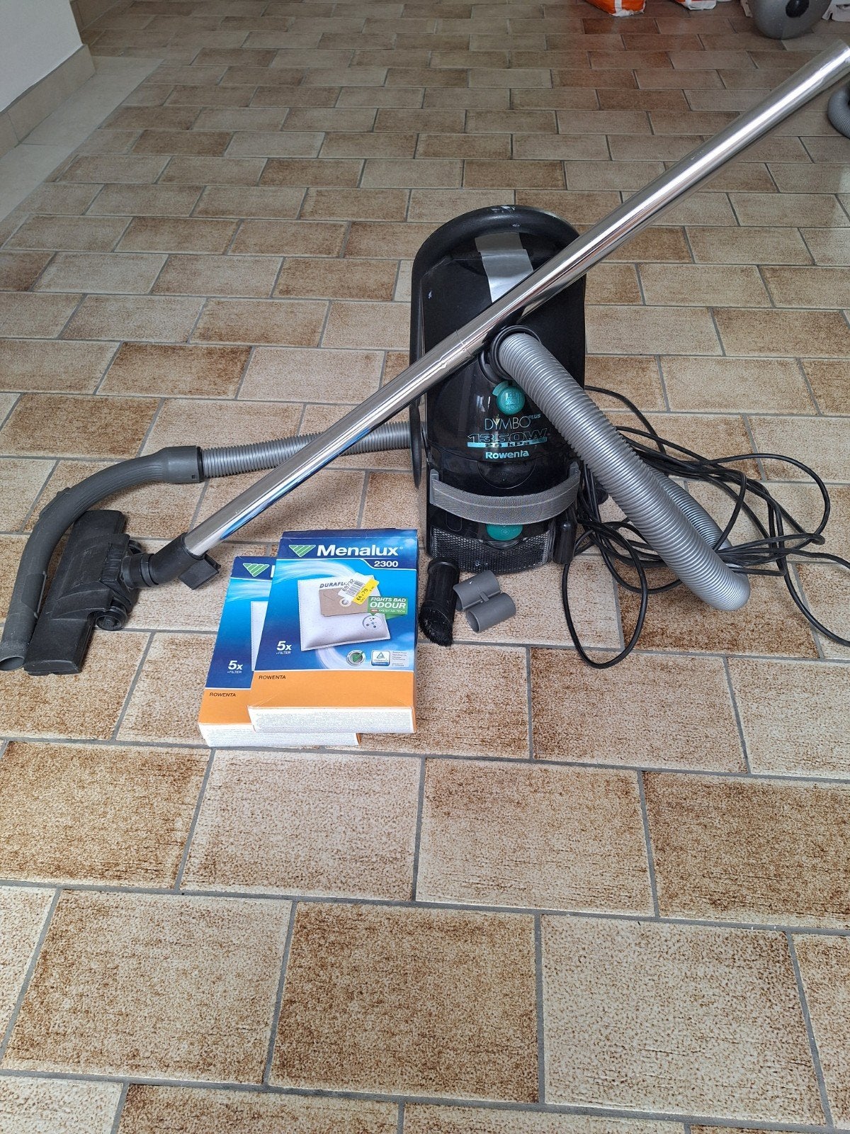 Rowenta Dymbo Plus stofzuiger met een motorvermogen van 1350, Elektronische apparatuur, Ophalen, Rowenta