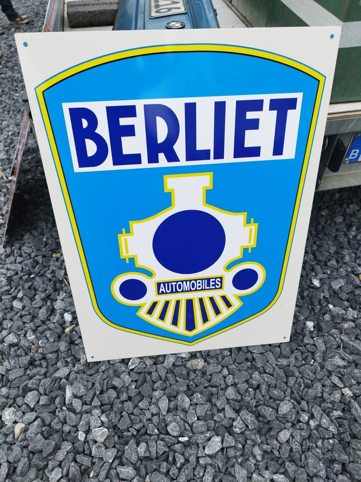 Berliet, Enlèvement