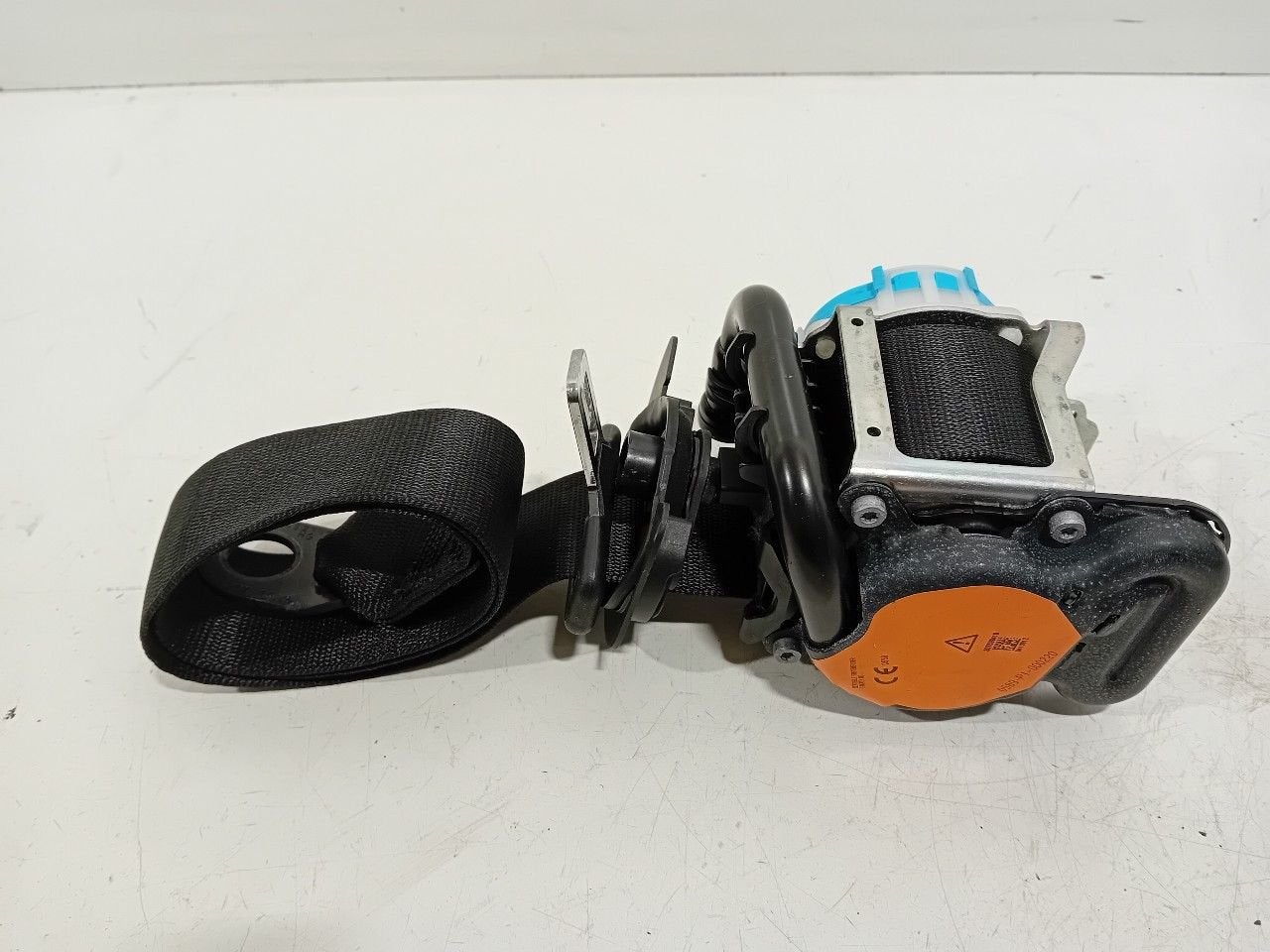 Veiligheidsgordel rechts voor Mercedes-Benz A-Klasse, Auto-onderdelen, Interieur en Bekleding, Onderdelen@venauto.nl, Van der Ven Autorecycling B.V.