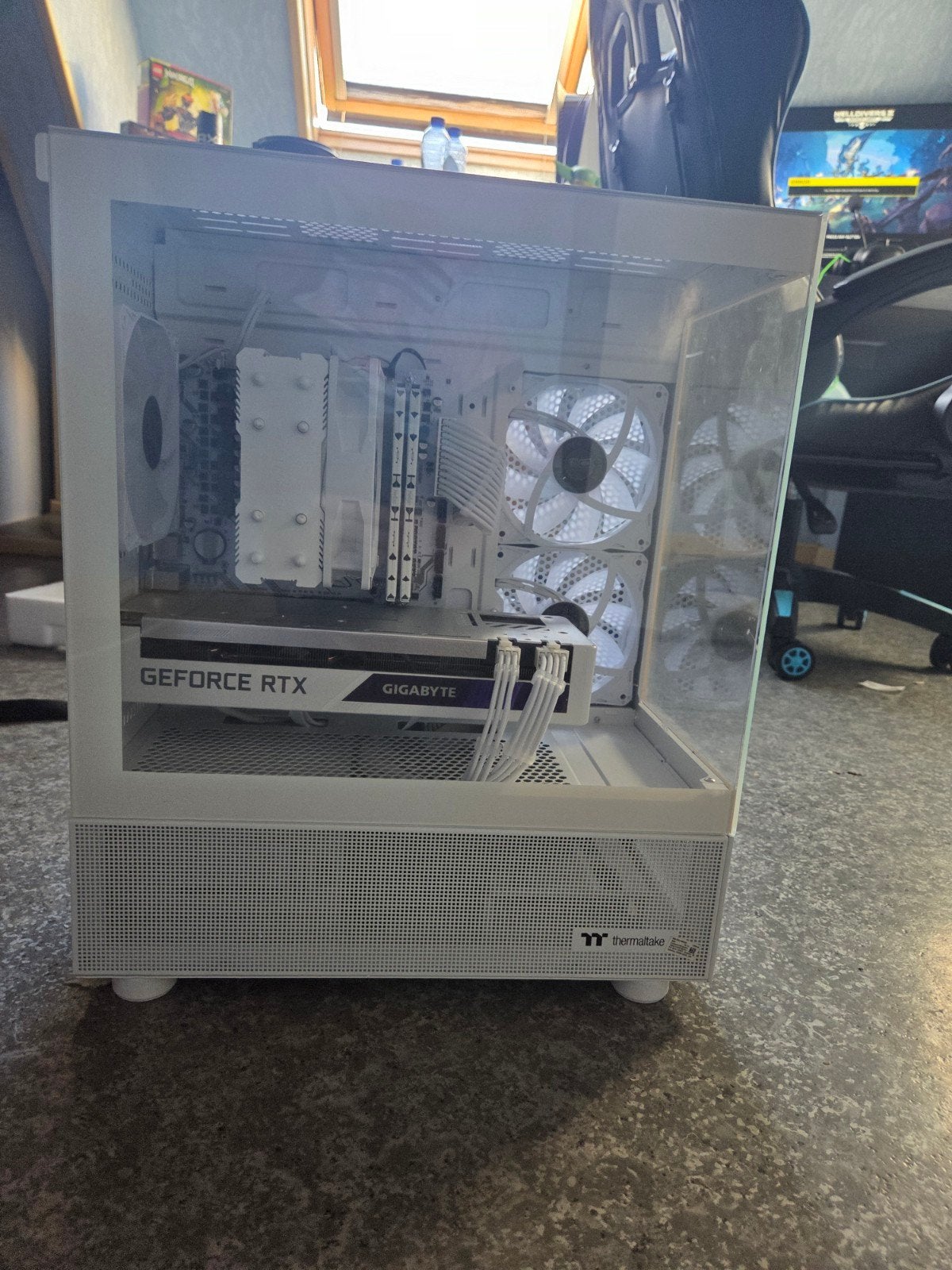 witte gaming pc, Ophalen, Zo goed als nieuw