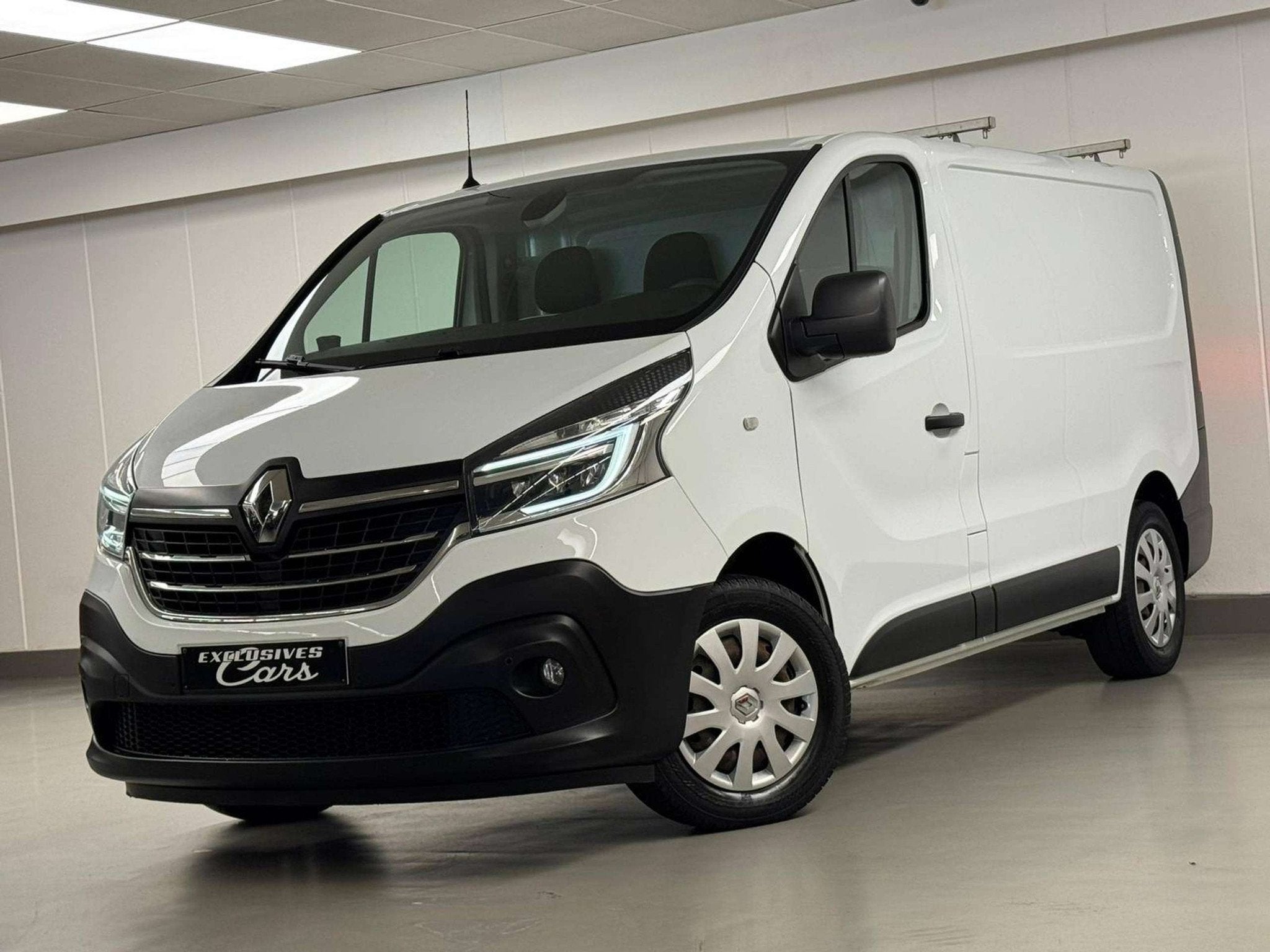 Renault Trafic 2.0 DCI UTILITAIRE 3 PLACES CAMERA GPS LED RE, Autos, Camionnettes & Utilitaires, Achat, Euro 6, Entreprise, 3 places