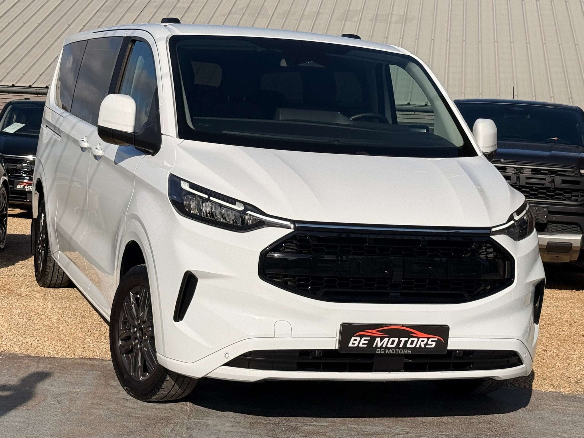 Ford Tourneo Custom 2.0 TDCI 150 CV L2 TITANIUM 9 PLACES / T, Autres modèles, Achat, 110 kW, Entreprise