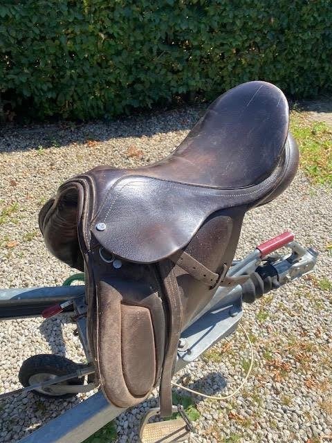 selle de cheval, Animaux & Accessoires, Étriers inclus, Obstacle, Moyen, Enlèvement