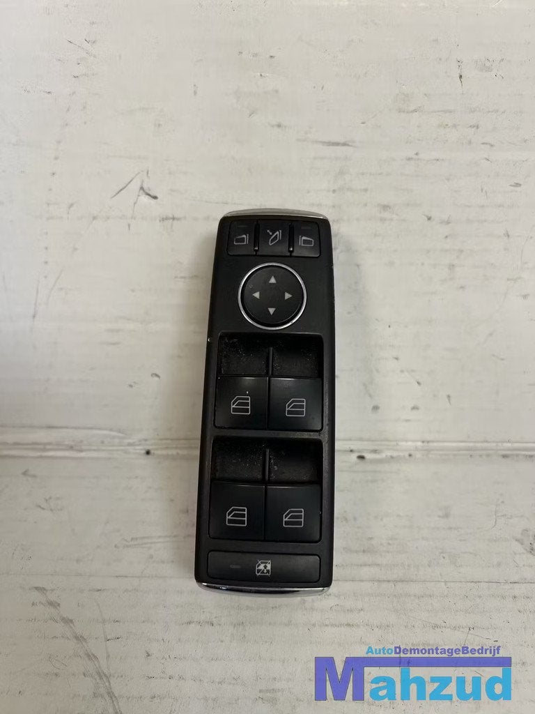 MERCEDES E C207 Links raam schakelaar A2128208310 2009-2016, Auto-onderdelen, Gebruikt, Mercedes-Benz AG, Mercedes-Benz, Mercedesstrasse 120
70372  Stuttgart, DE
