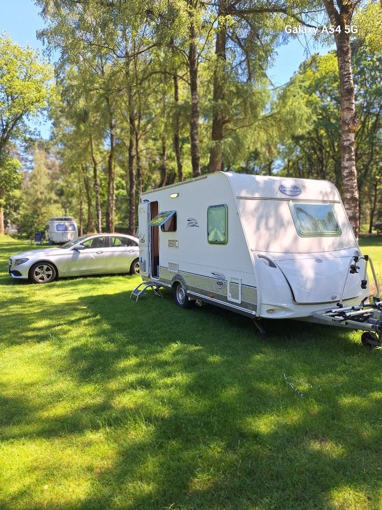 caravane caravelair, Caravanes & Camping, Caravanes, Particulier, jusqu'à 4, 750 - 1000 kg, Siège de train, Caravelair, Grand lit