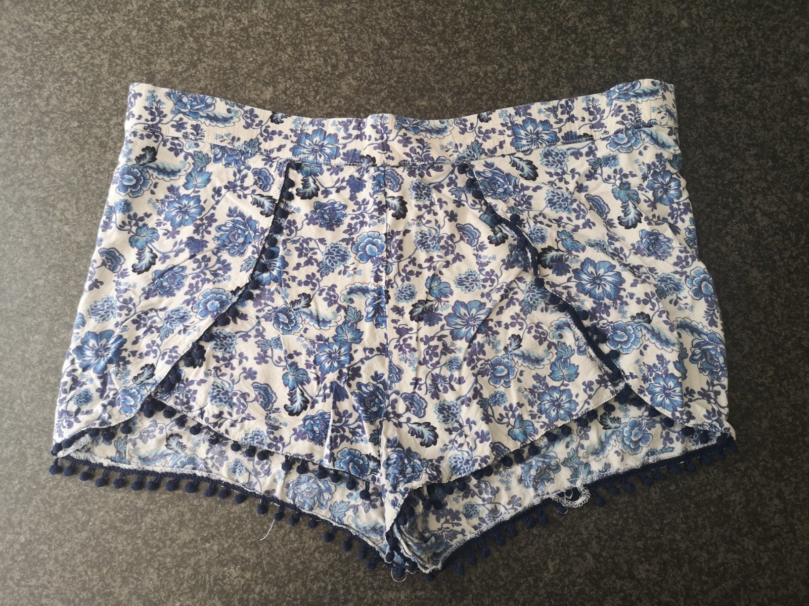 4 damesshorts maat 36, Kleding | Dames, Broeken en Pantalons, Ophalen, Maat 36 (S)