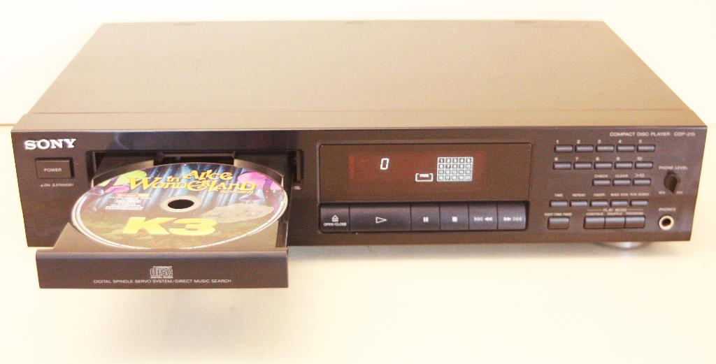 Sony CDP-215 CD-Speler Met Afstandsbd / Shuffle Functie, Audio, Tv en Foto, Cd-spelers, Ophalen of Verzenden, Zo goed als nieuw